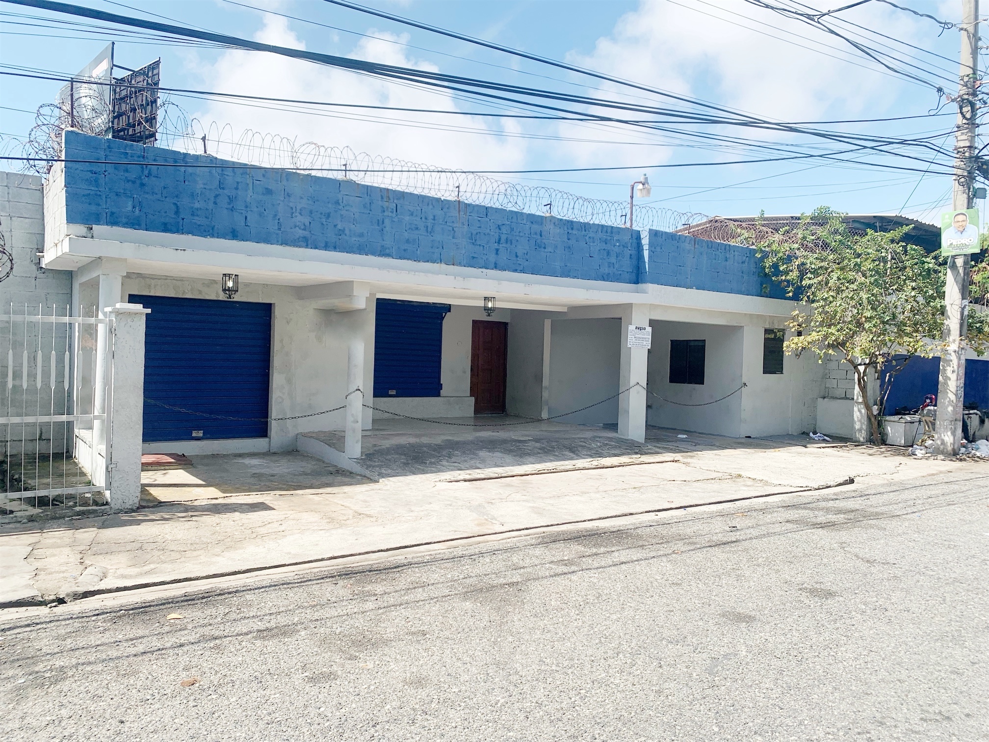 oficinas y locales comerciales - Propiedad en ensanche la fe  1