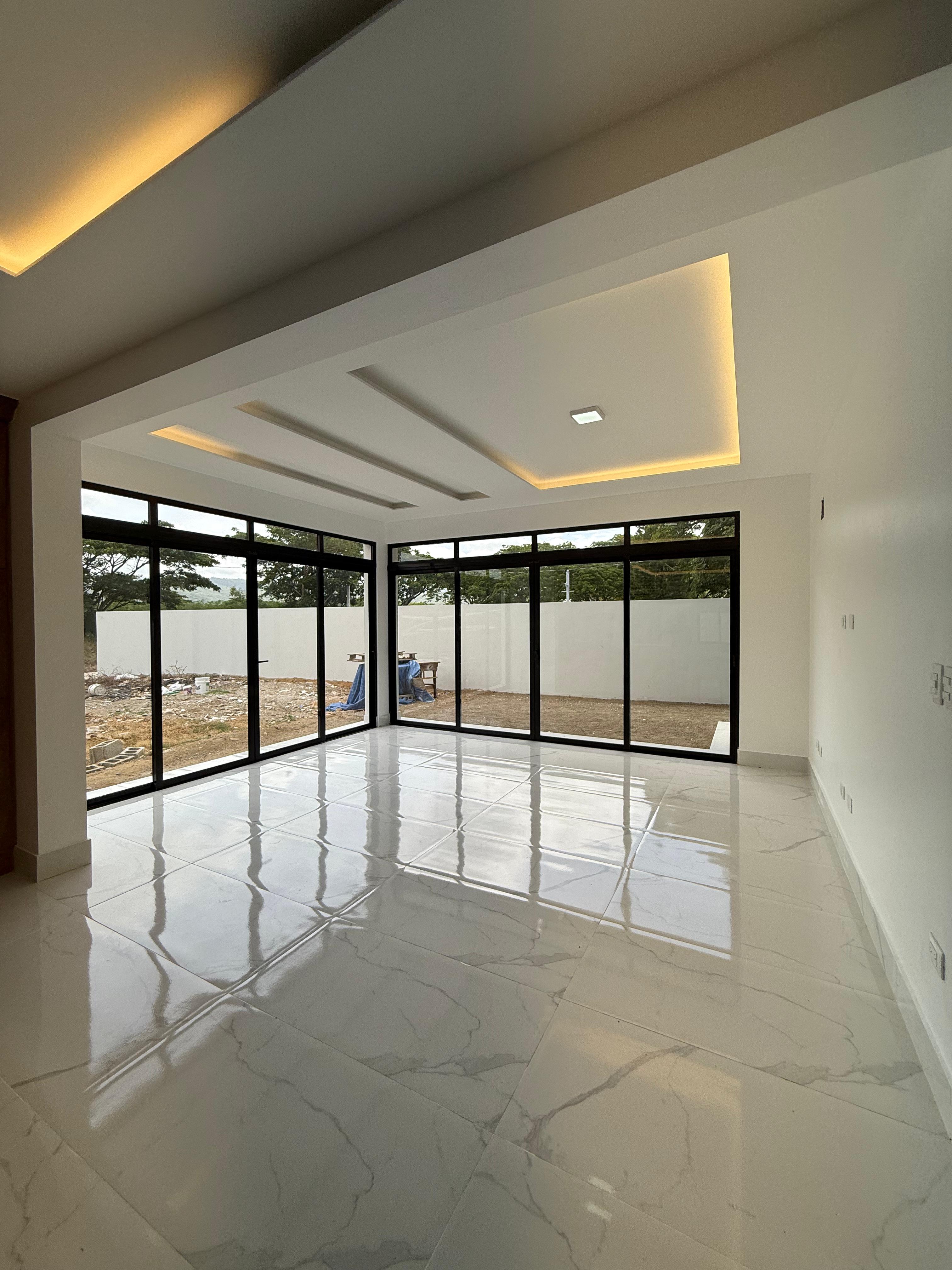 casas - CASA EN VENTA EN SANTIAGO. 3