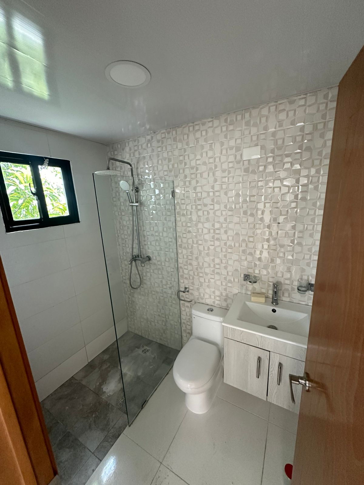 apartamentos - Se Alquila Apartamento en Llanos de Gurabo 5
