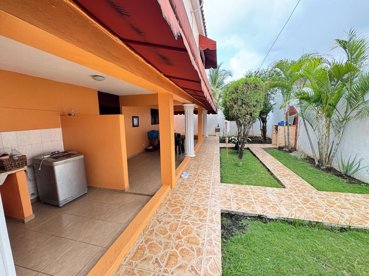 casas - Vendo casa espaciosa Prado Oriental, Sto. Dgo. Est 6