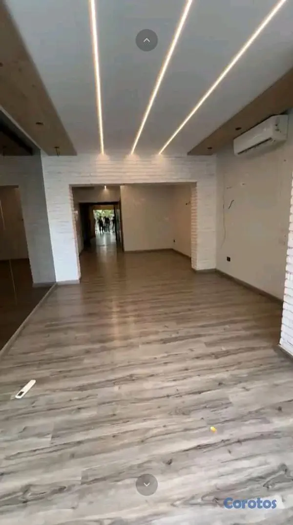 oficinas y locales comerciales - Local Comercial en Alquiler  2
