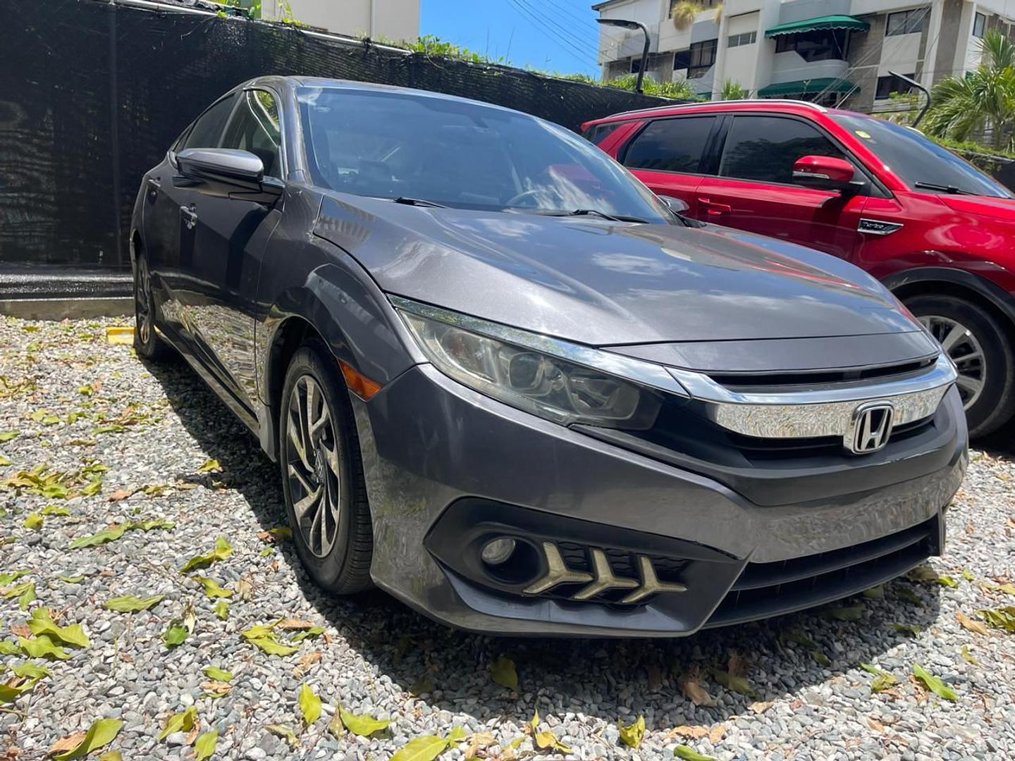 carros - Vendo Honda Civic  en Óptima condiciones 3