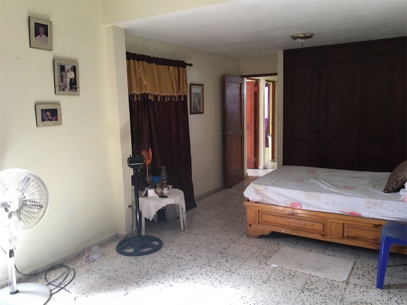 casas - Casa de dos niveles en venta charles de goullet