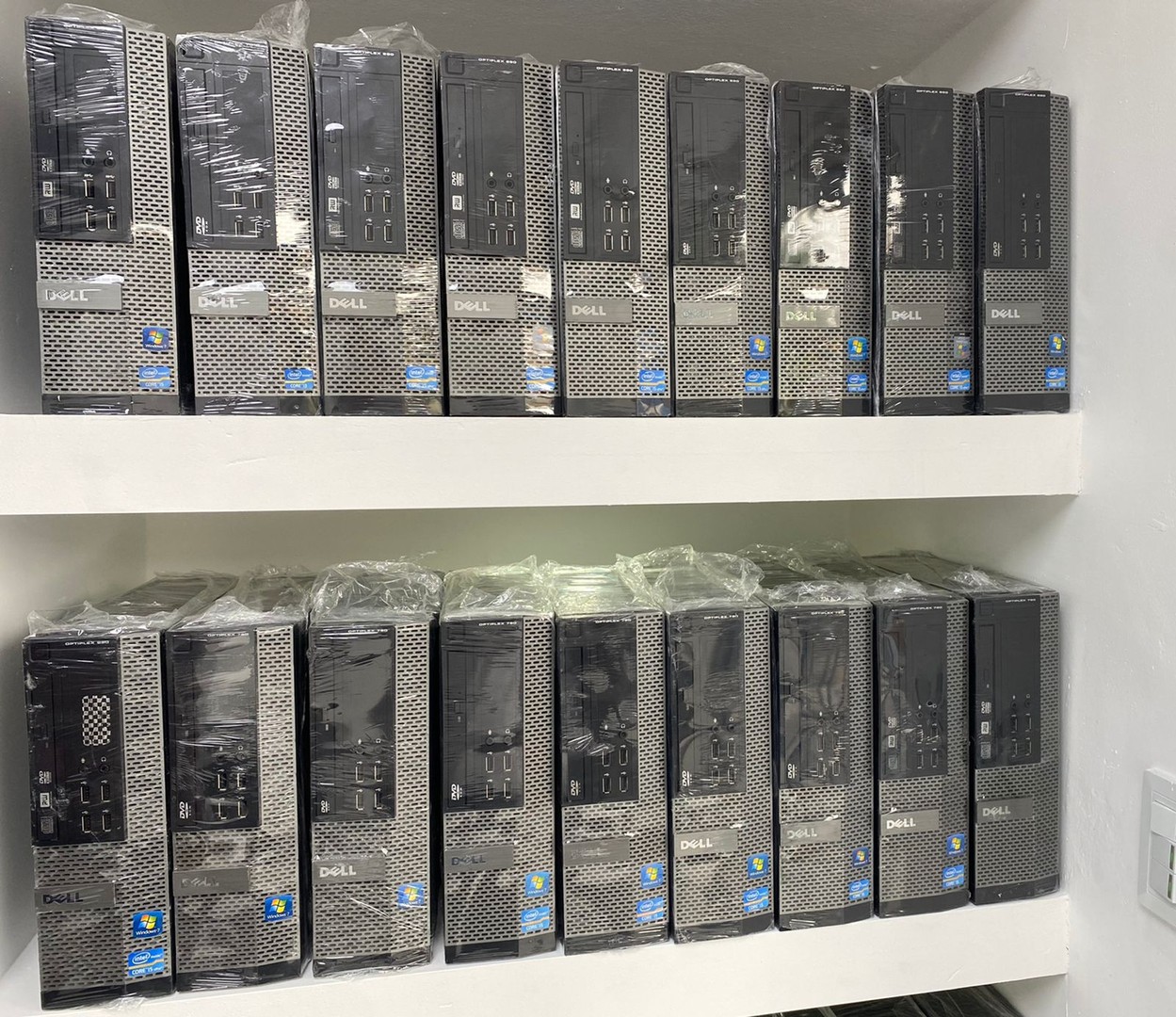 computadoras y laptops - CPU DELL OPTIPLEX 790 INTEL CORE I3 4GB DE RAM 250 HDD WINDOWS 10