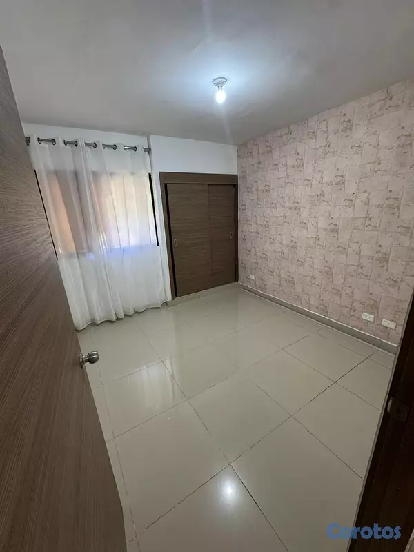 apartamentos - APARTAMENTO EN VENTA EN LA ECOLOGICA 1ER NIVEL CON 8