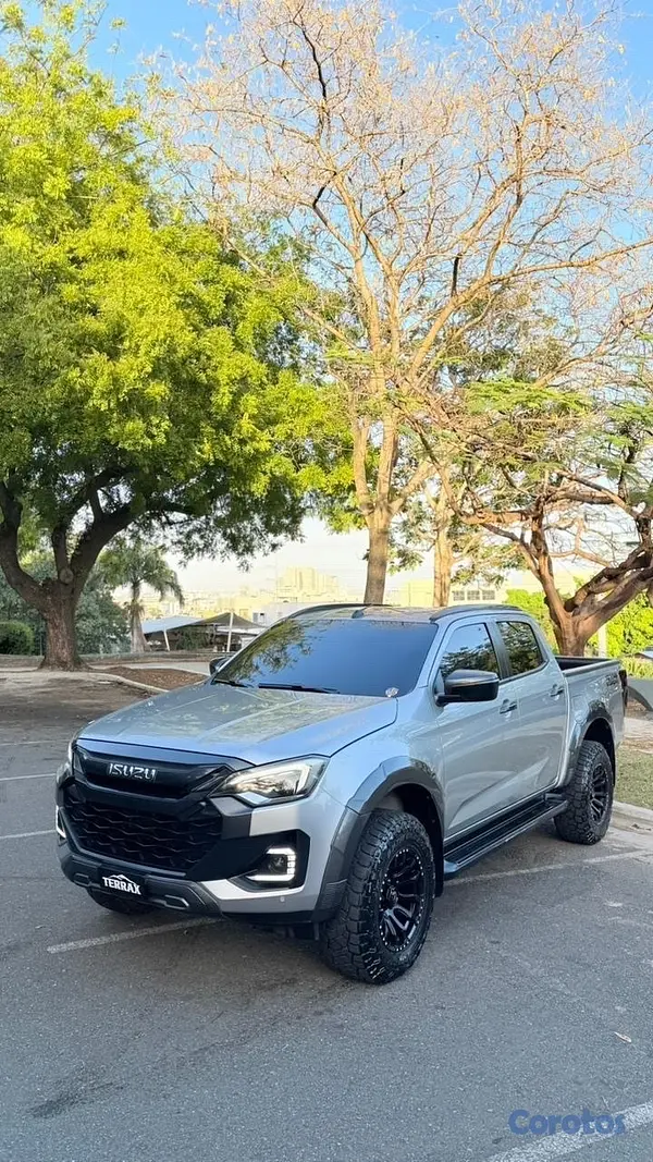 jeepetas y camionetas - Isuzu Dmax 2025 4