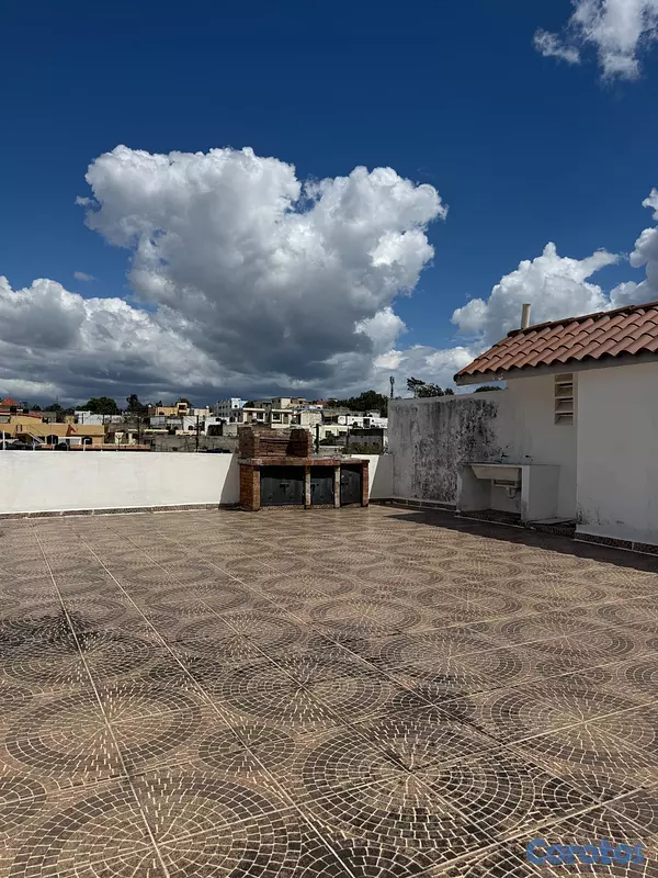 otros inmuebles - Venta de edificio para inversión en Manoguayabo 5