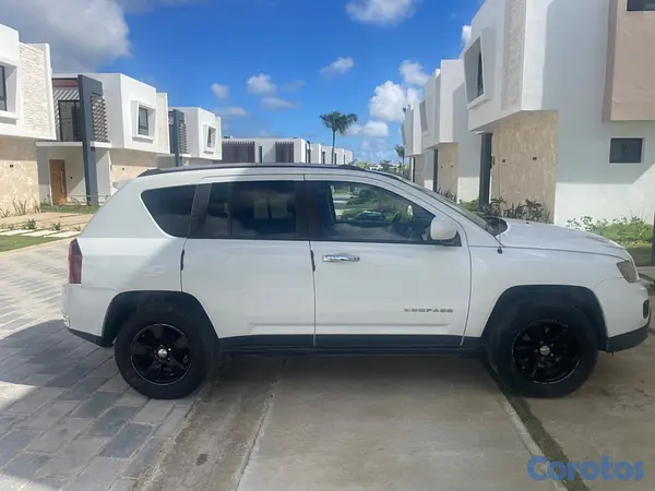 jeepetas y camionetas - Jeep Compass 2016 5
