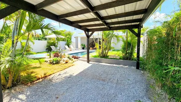 casas vacacionales y villas - Las Terrenas - Playa las ballenas - Moderna villa amueblada - 3 Habitaciones  3