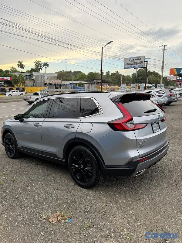jeepetas y camionetas - Honda CRV Sport Touring Hybrid 2023 - Excelentes Condiciones, 69,500 Millas 3