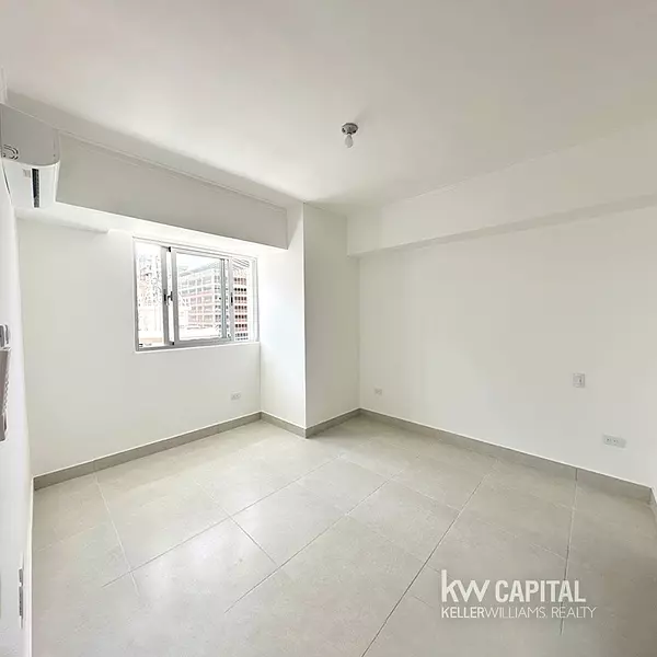 apartamentos - Se alquila apartamento en Evaristo Morales con linea blanca 7