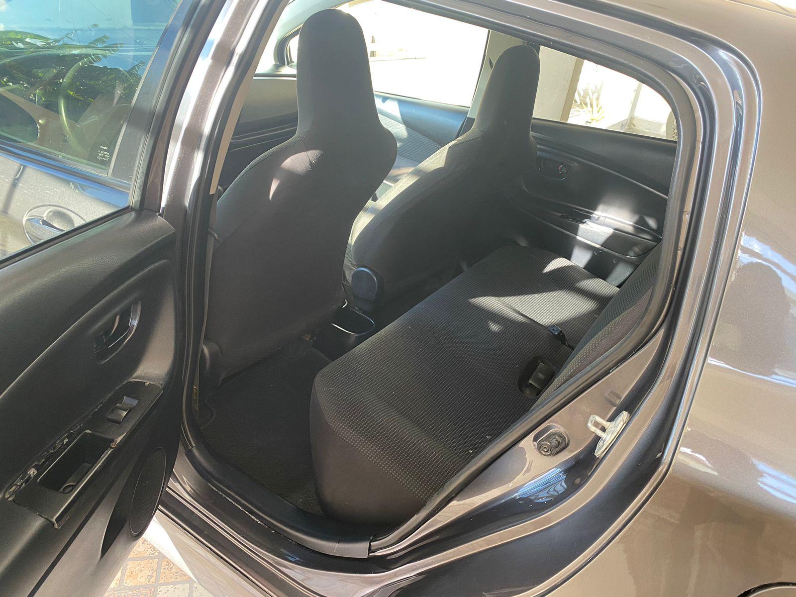 carros - Toyota vitz 2014 5