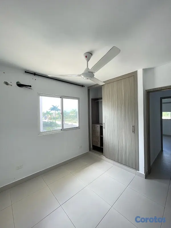 apartamentos - Se renta apartamento sin muebles  de 2 habitaciones en Crisfer Punta cana  5
