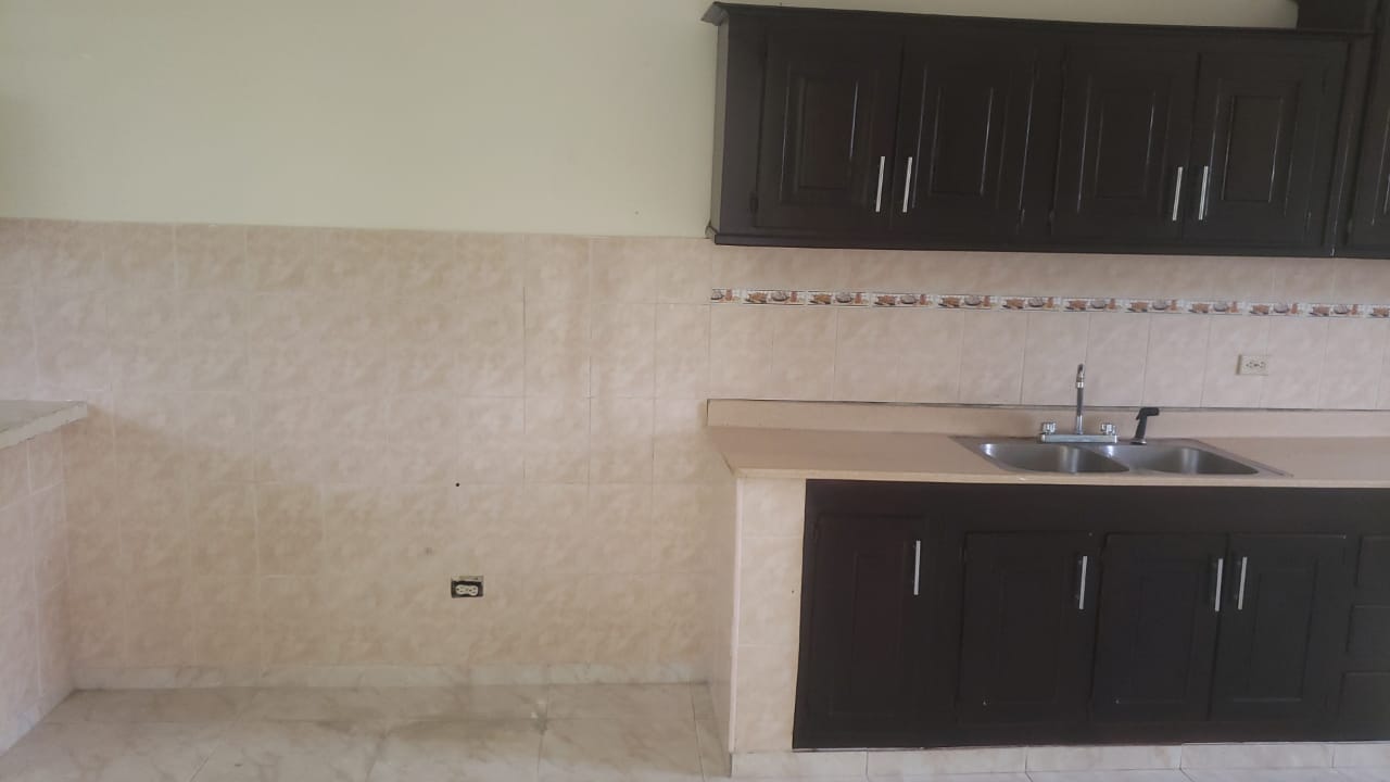 casas - 🏡¡Tu nuevo hogar espera por ti! Casa de 2 niveles 6