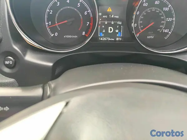 jeepetas y camionetas - Mitsubishi Outlander 9