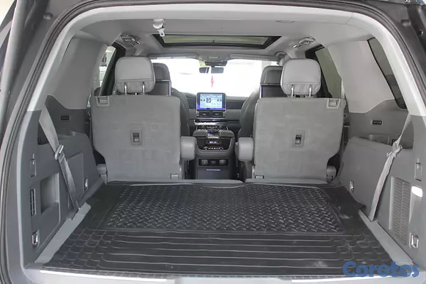 camiones y vehiculos pesados - Lincoln Navigator  6