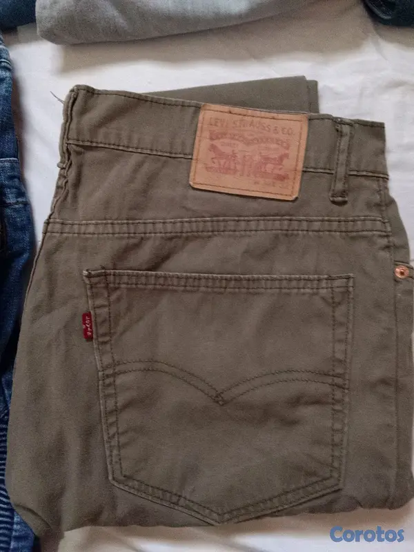 ropa para hombre - Pantalones Jeans Levis 2