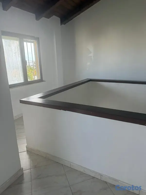 apartamentos - Penthouse de Dos Niveles en Alquiler – Avenida España.
 10