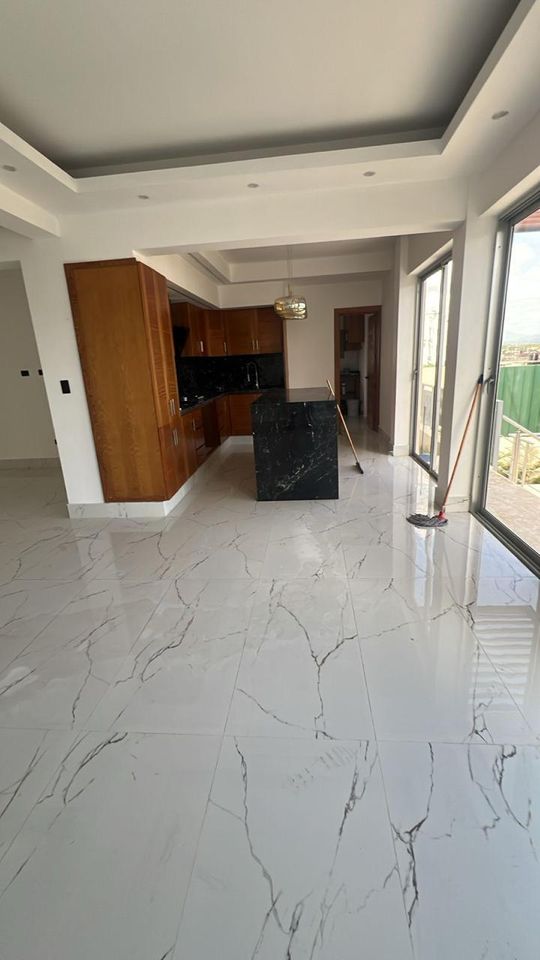 casas - Casa de 4 habitaciones , moderna ,cómoda y amplia  1