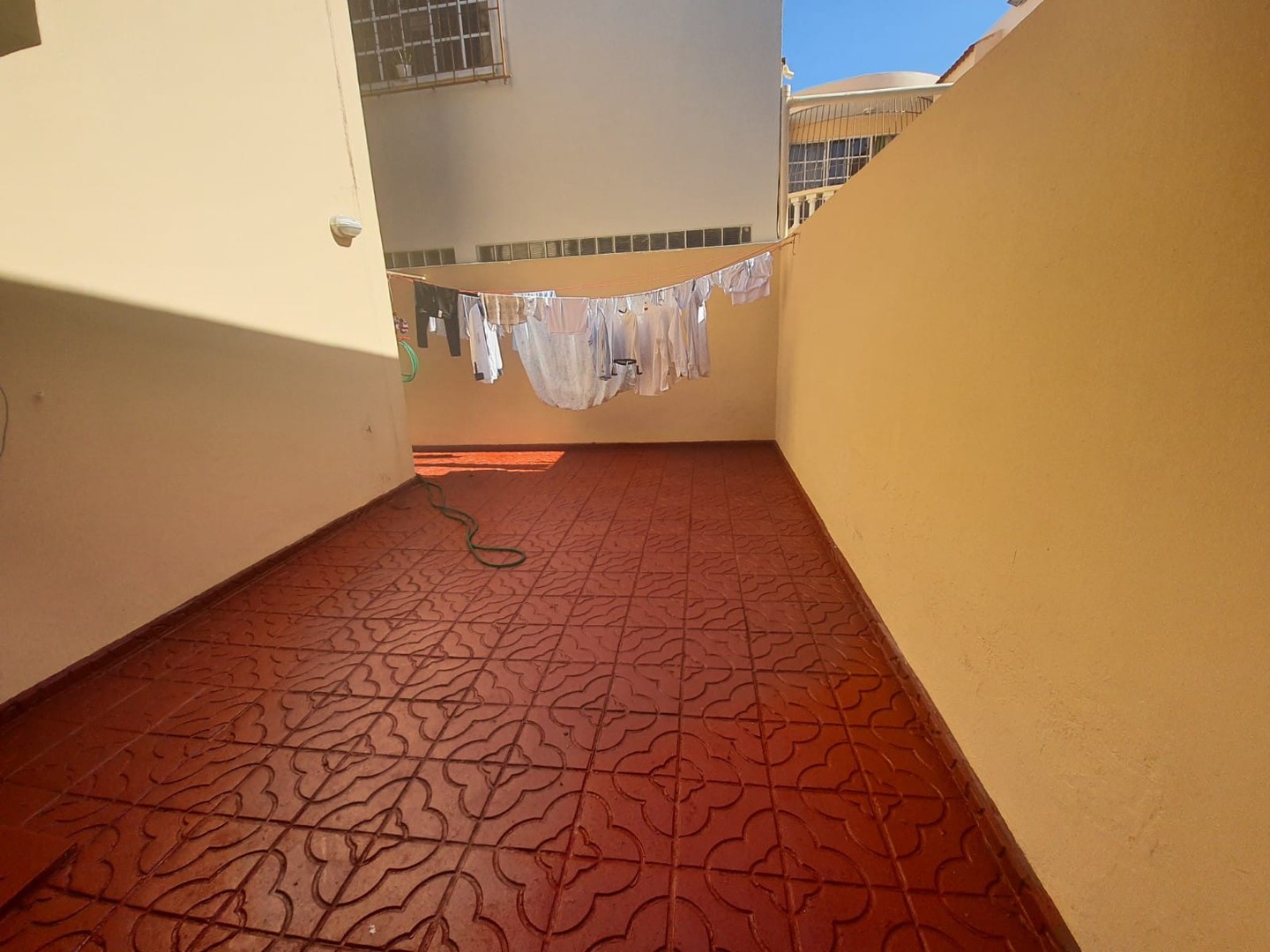 casas - Casa 2 niveles  km 10  Av. Independencia
 0