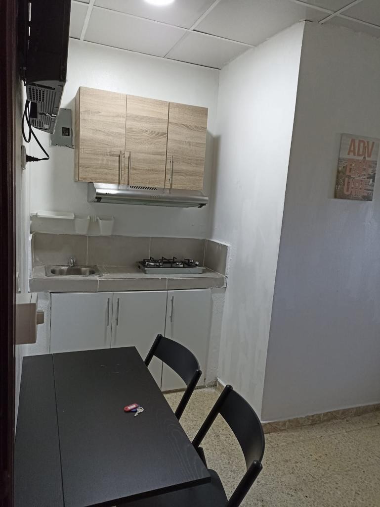 apartamentos - Alquiler Apartamento Estudio, Avenida Delgado, Gazcue 1