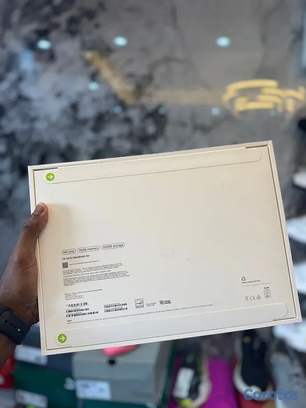 computadoras y laptops - MacBook Air 13 Chip M4 16Ram/512SSD 2