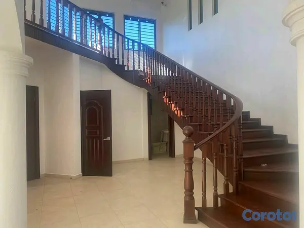 casas - casa amplia en residencial de puerto plata  13
