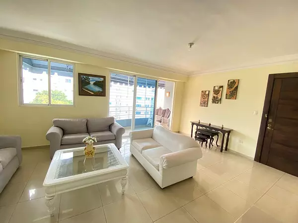 apartamentos - Venta, Apartamento de 2 Habitaciones, Renacimiento 4