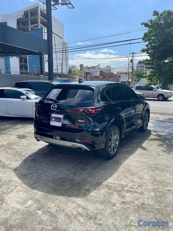 jeepetas y camionetas - Mazda CX-5 Limited 4WD 2025
 6