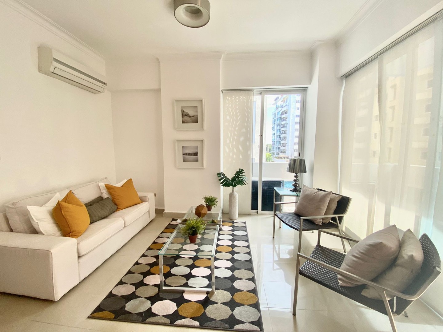 apartamentos - Apartamento amueblado en Naco  0