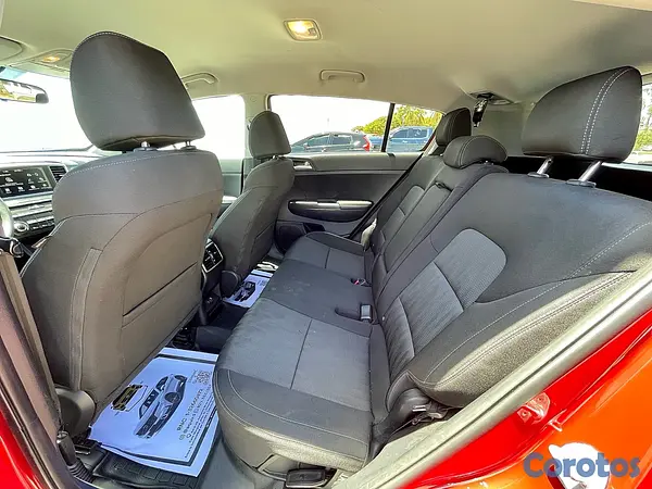 jeepetas y camionetas - KIA SPORTAGE LX 2020  10