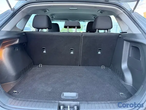 jeepetas y camionetas - Hyundai Kona SE 2021 8