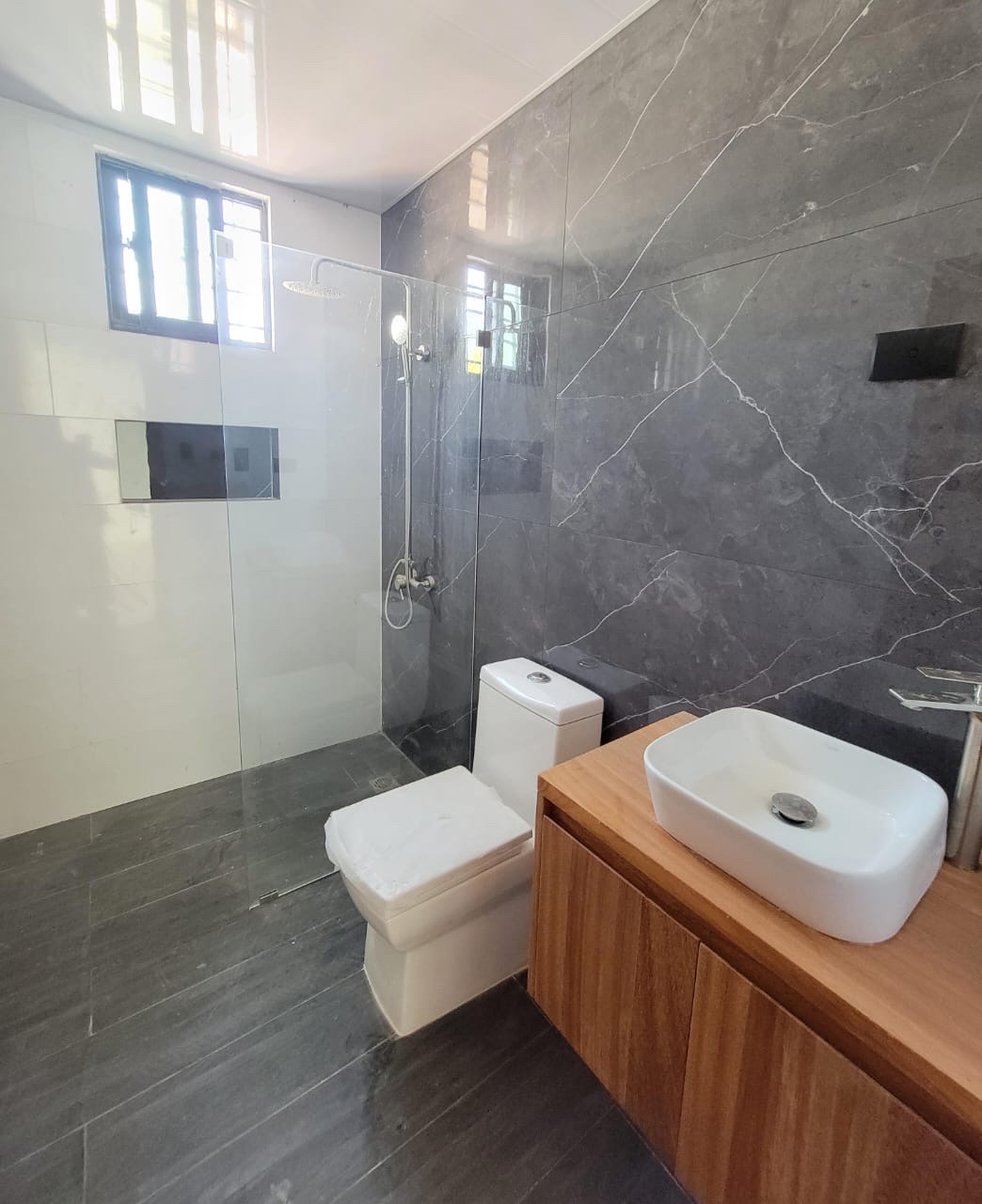 apartamentos - Apartamentos en venta en Santiago Próximo al Homs. 5