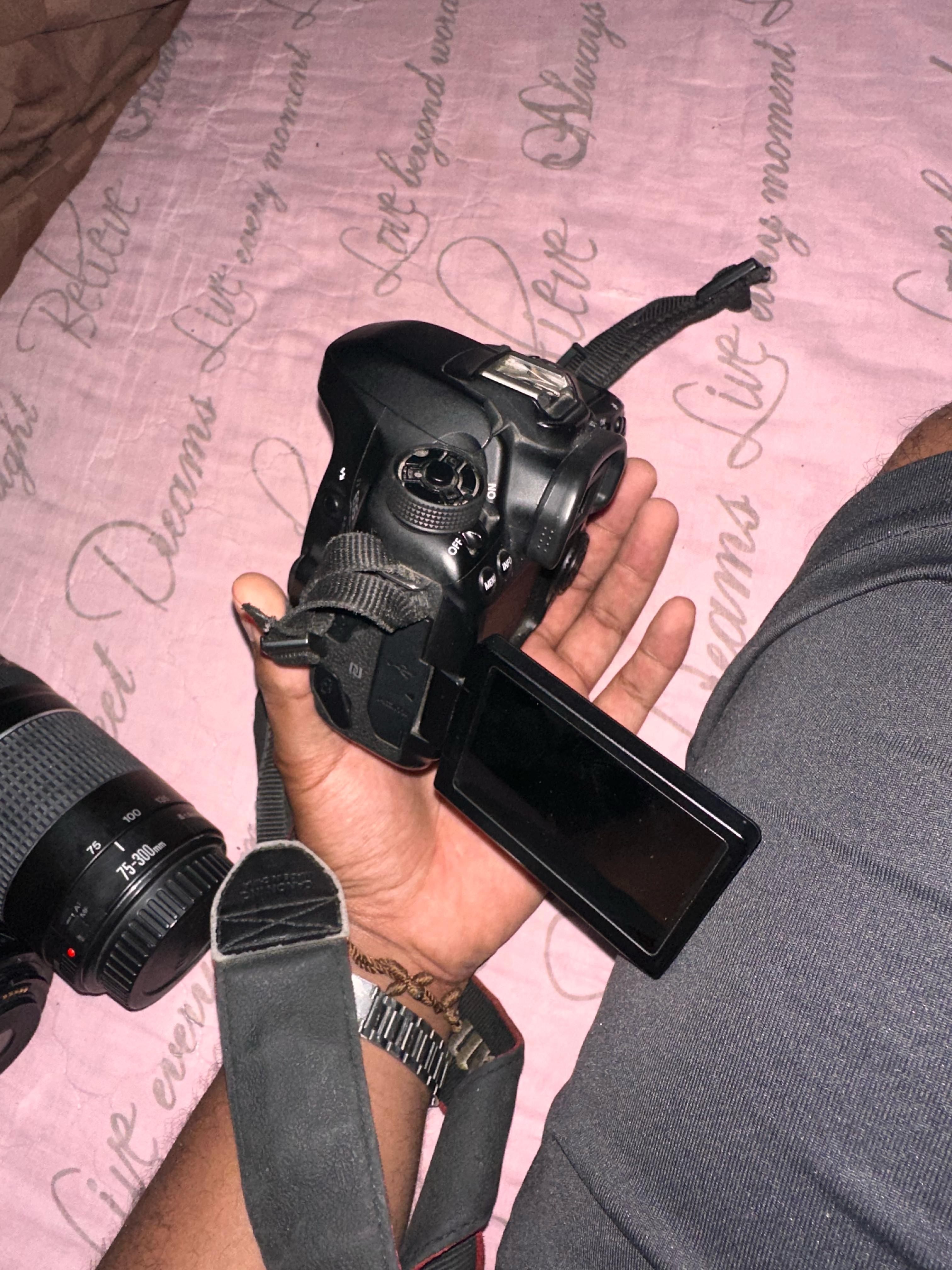 camaras y audio - Canon EOS 80D 3