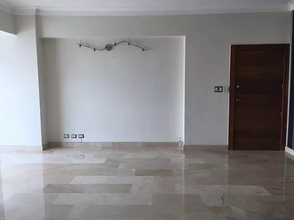 apartamentos - Se vende apartamento en Evaristo Morales 3