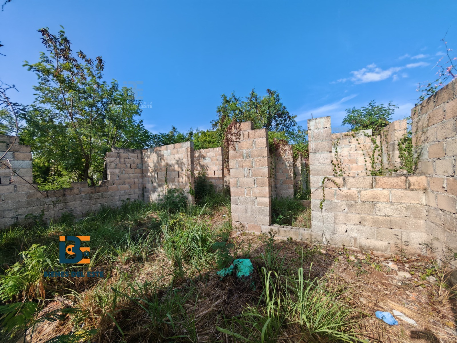 casas - SE VENDE CASA EN CONSTRUCCION de Oportunidad, SPM. 7