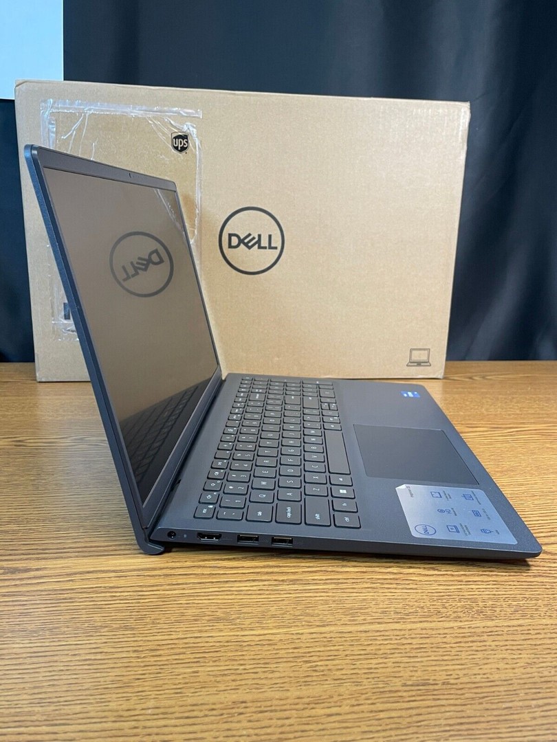 computadoras y laptops - Dell Inspiron 15 3520 Core i5 11va Gen. 15.6 FHD Touch Screen 16GB RAM 1TB SDD 1