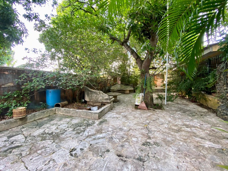 casas - Vendo casa en los prados 
500mts
 5