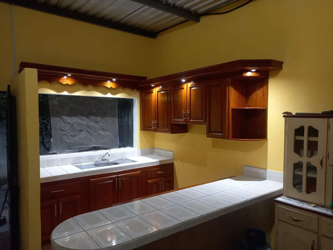 muebles y colchones - Cocina moderna con luz 💡  0