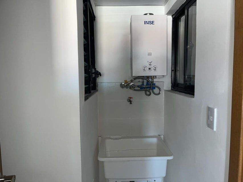 apartamentos - Apartamento a estrenar en alquiler #24-1153 piso 8, amplio, con balcón, ascensor 7