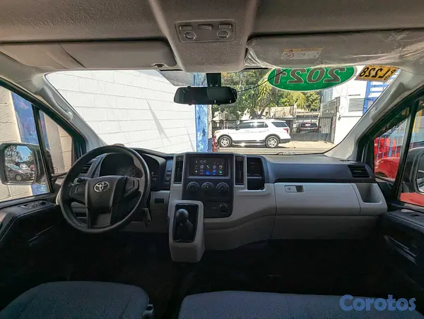 otros vehiculos - TOYOTA HIACE DELUXE 2021 AMERICANA 11