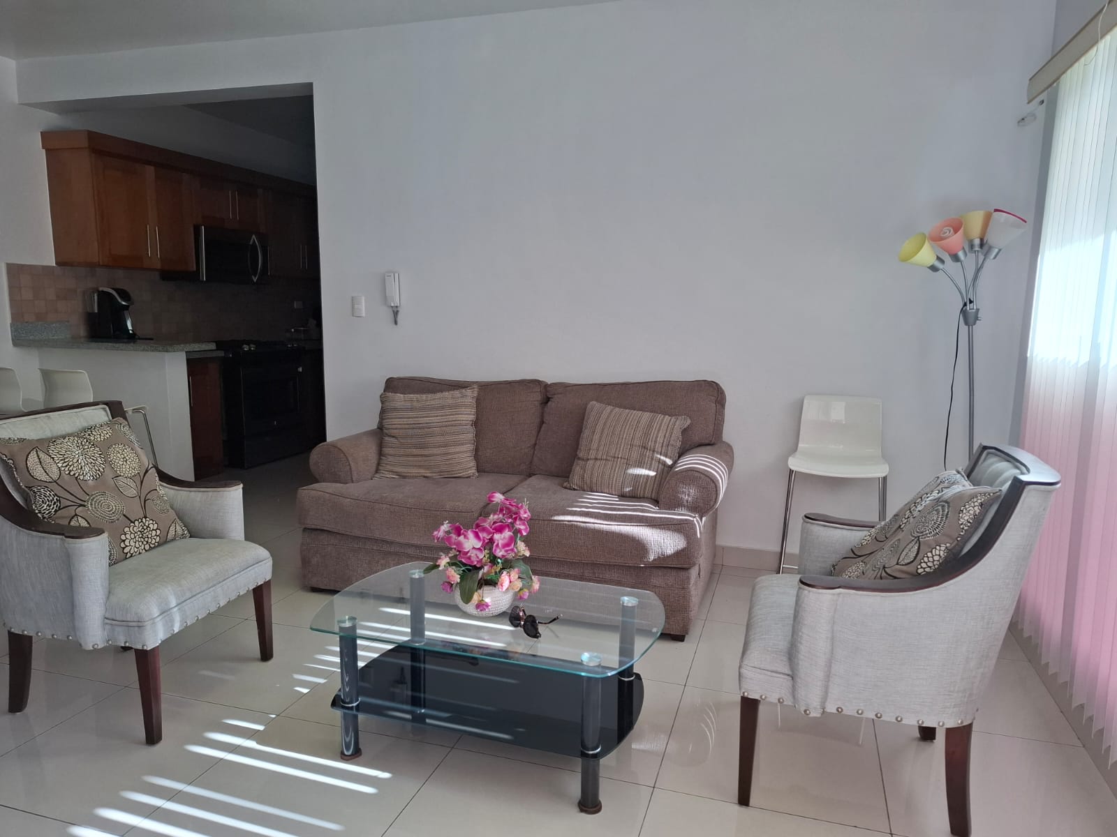 apartamentos - 🏡 Apartamento de 3 Habitaciones en Residencial  5
