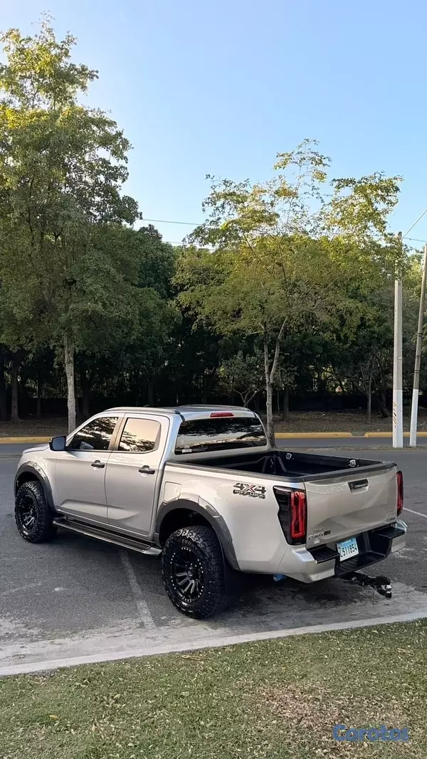 jeepetas y camionetas - Isuzu Dmax 2025 5