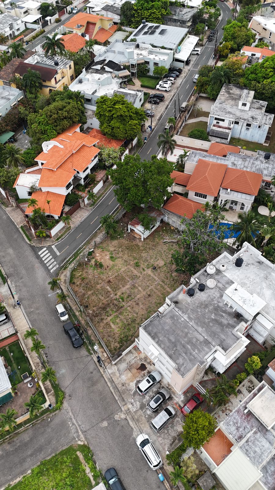 solares y terrenos - Solar en Venta los Cacicazgos 1