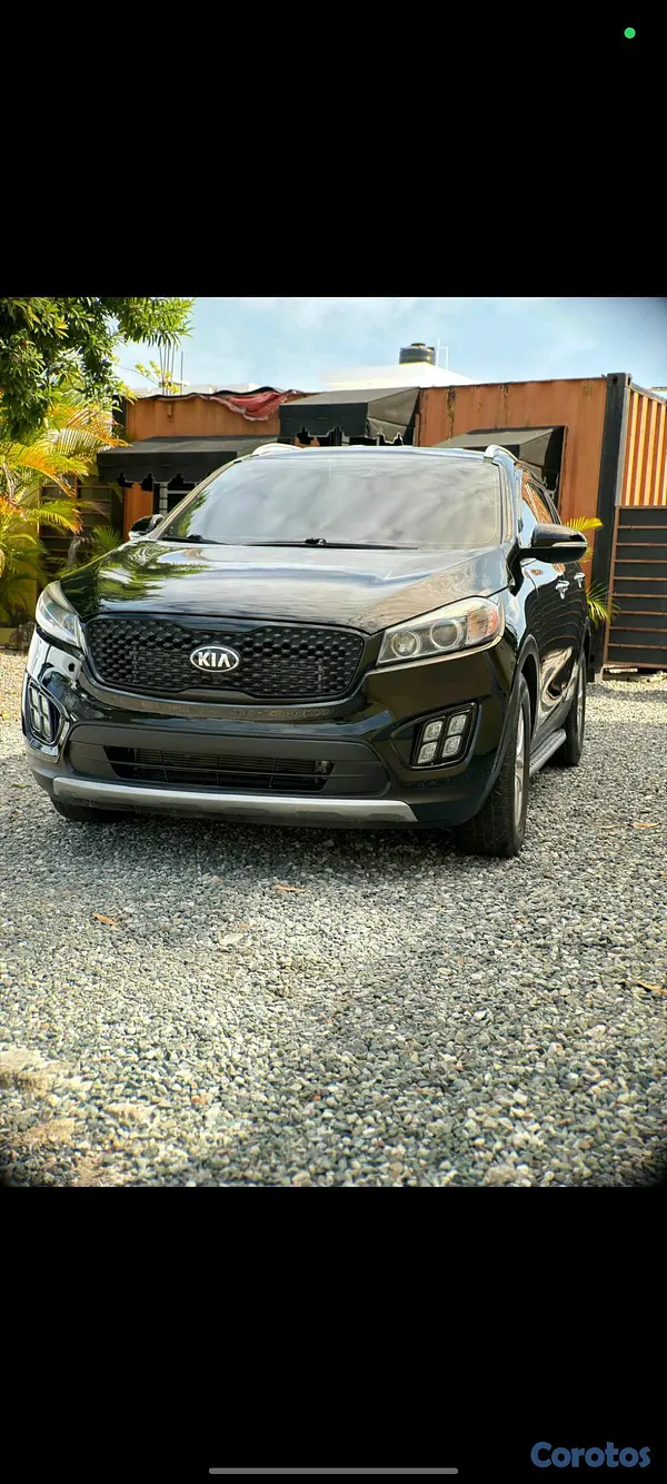 jeepetas y camionetas - Kia Sorento 2017 americana 6 cilindros  8