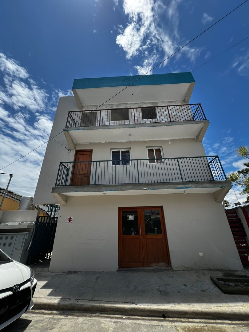 otros inmuebles - Gran Oportunidad de Inversion, Edificio de Aparta-Estudios  1