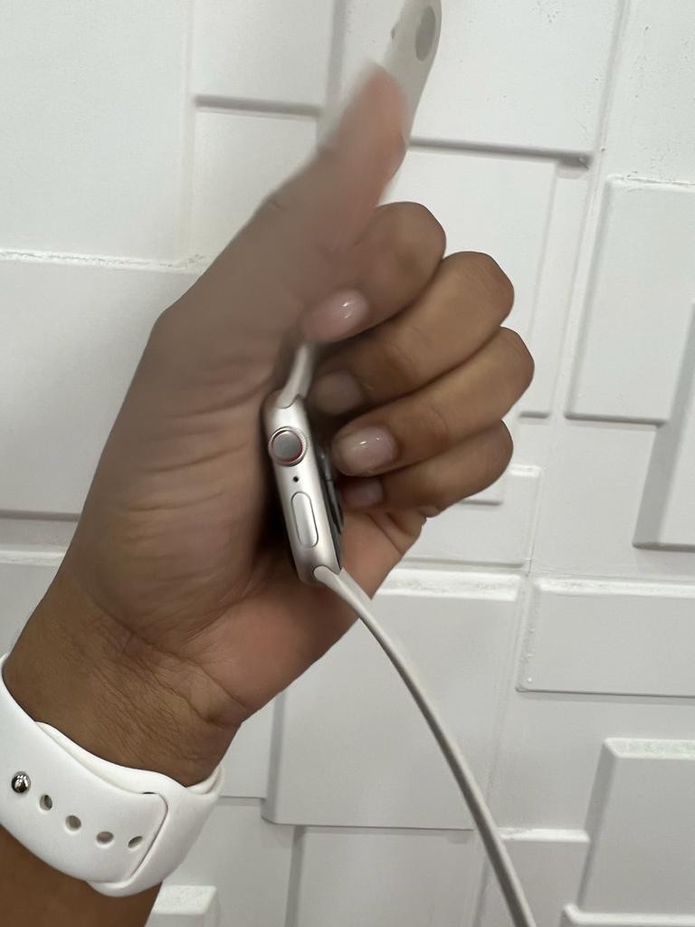 otros electronicos - Apple Watch Serie 8 41mm Starlight Suelto 5