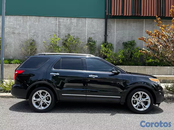 jeepetas y camionetas - FORD EXPLORER LIMITE NEGRA  6