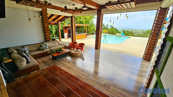 casas vacacionales y villas - Villa en jarabacoa en Venta amueblada con vista al 10