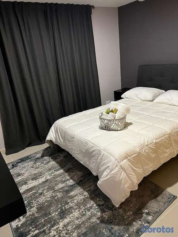 apartamentos - Apto Evaristo Morales Venta USD325 mil 11